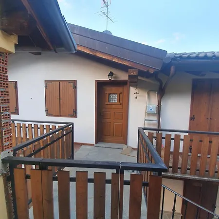 Maison Du Coeur - Bien-etre Dağ evi Challand-Saint-Anselme